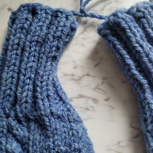 Hand knit Mittens - Picture 3 of 9